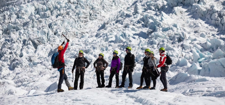 vatnajokull glacier walk