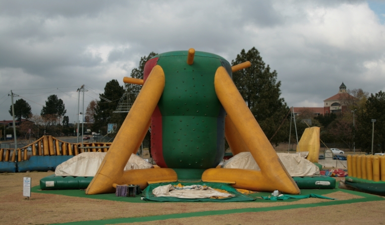 inflatable climbing wall