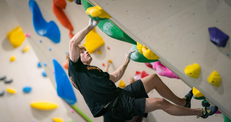 aspire climbing vaughan