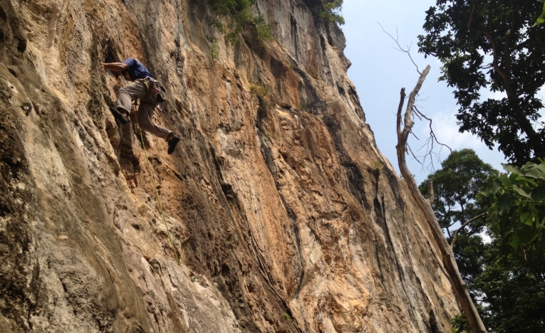 batu caves rock climbing