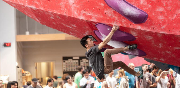 artificial rock climbing