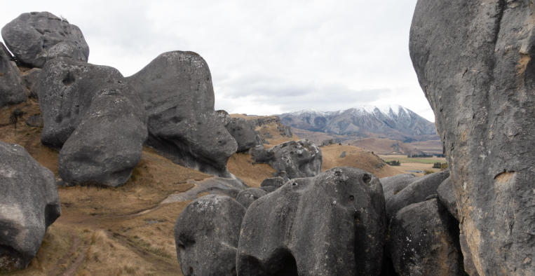 castle hill bouldering