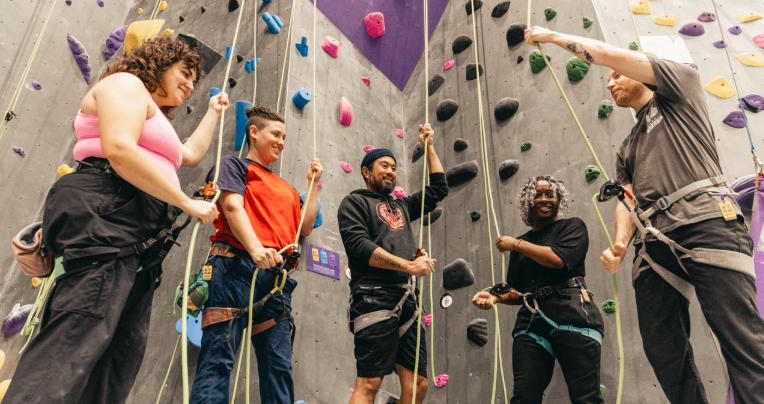bouldering dyno