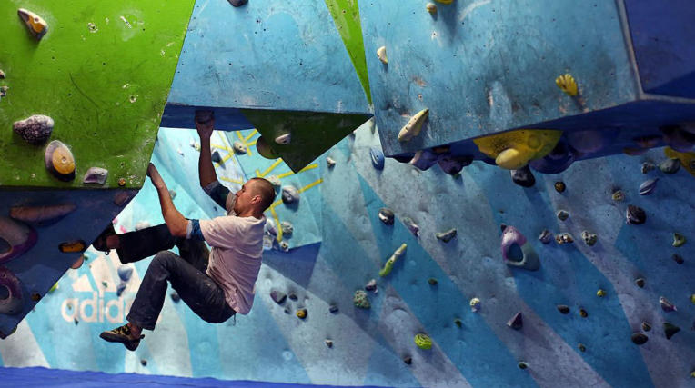 gravity vault rock climbing