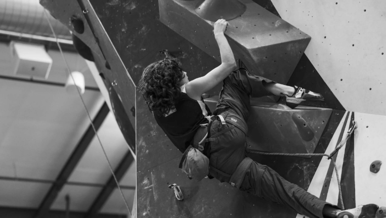bouldering attire
