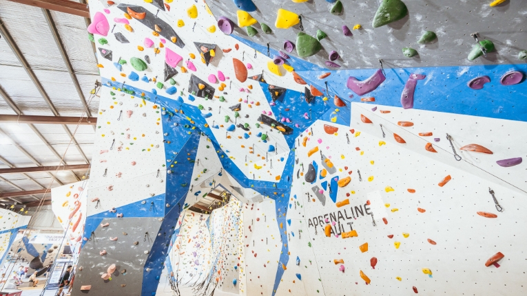bouldering wall near me