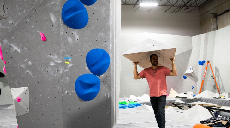 blue swan bouldering