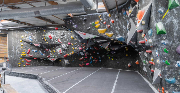 castle climbing center
