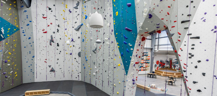 buffalo rock climbing