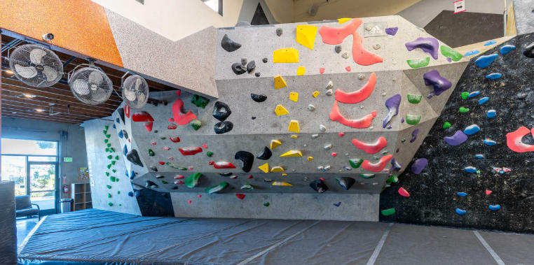 blackrock bouldering