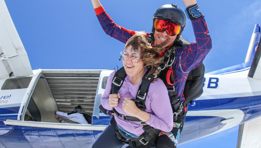 Best Time Of Year For Skydiving In The USA